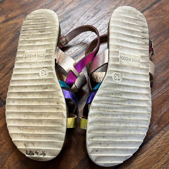 Steve Madden Girls Mistling Iridescent Multi Color Strappy Softbed Sandals Sz 13 - Picture 8 of 8